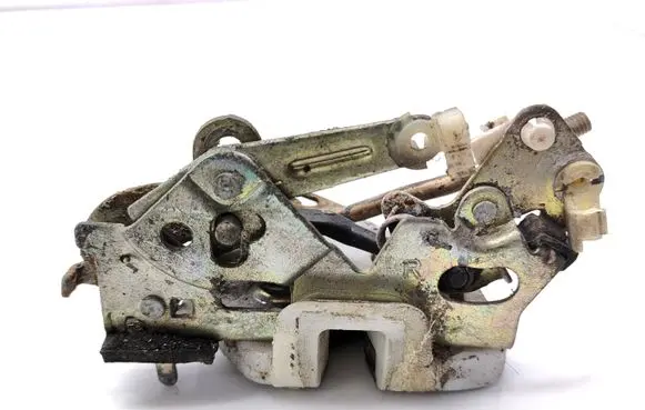 Mazda 929 Rear door lock
