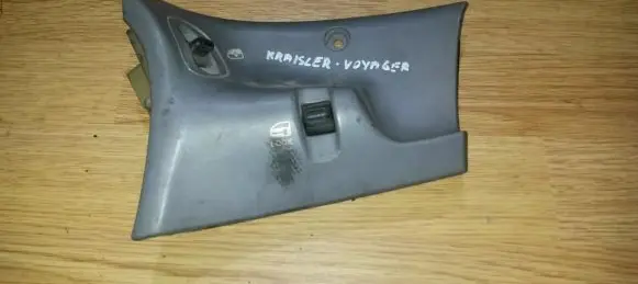 Chrysler Voyager Electric window control switch 4685468