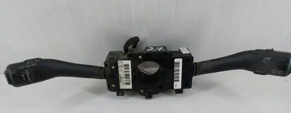 Audi A6 S6 C5 4B Indicator stalk 8L0953513J