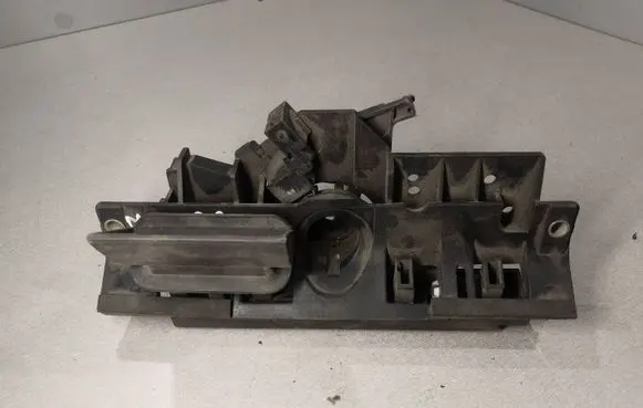 Audi A4 S4 B5 8D Tailgate/trunk/boot exterior handle 8D9827565C 4B0827565F 8D9827565D