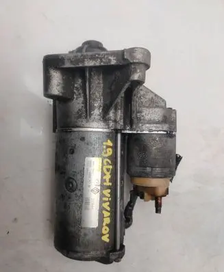 Opel Vivaro Starter motor 7700116260C