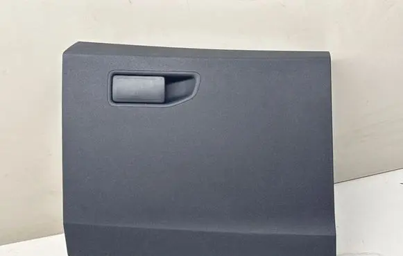 Peugeot 5008 II Glove box T0522735 1840664X 2900