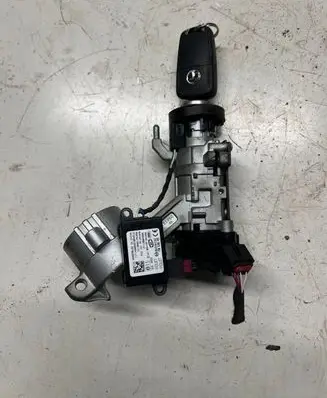 Opel Insignia A Ignition lock F00HJ00493