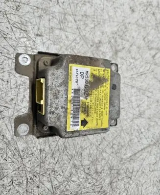 Mitsubishi Pajero Sport I Airbag control unit/module MR530002 X6T41781