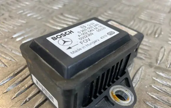 Mercedes-Benz Vito Viano W639 ESP acceleration yaw rate sensor A0025426618 5002369 0265005246