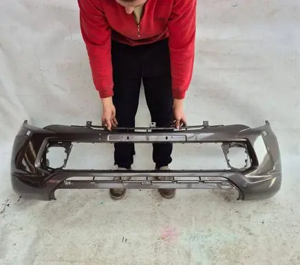 Mitsubishi L200 Front bumper 6400F763