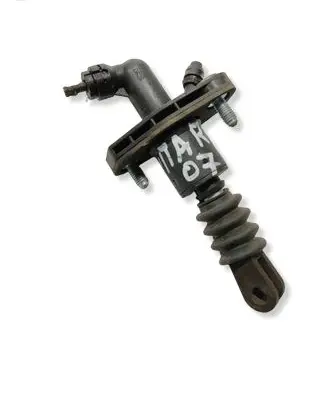Suzuki Grand Vitara II Clutch master cylinder 2381064J00