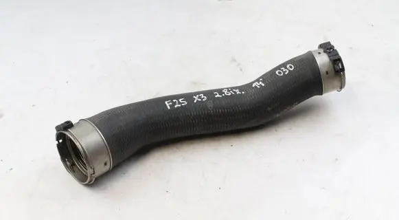 Intercooler hose/pipe