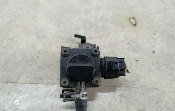 Toyota Avensis T250 Exhaust gas pressure sensor 8948020030
