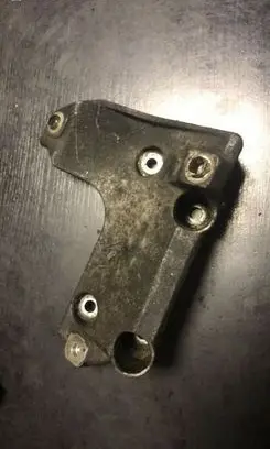 BMW 3 E46 A/C compressor mount bracket 7505980