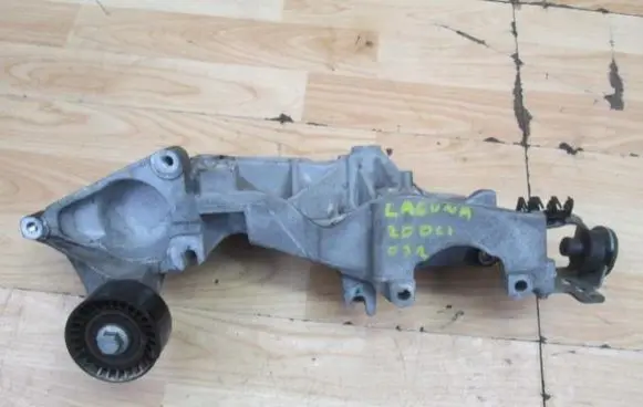 Renault Laguna II Generator/alternator bracket 