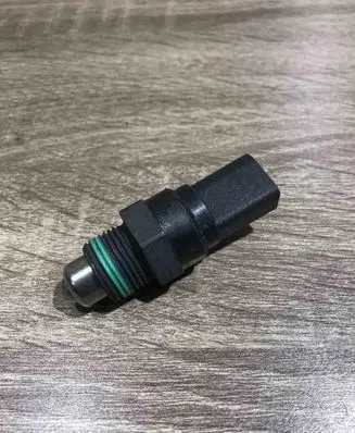 Volkswagen Golf IV Brake pedal sensor switch 02K945415