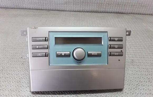 Toyota Corolla Verso AR10 Climate control unit 559000F030