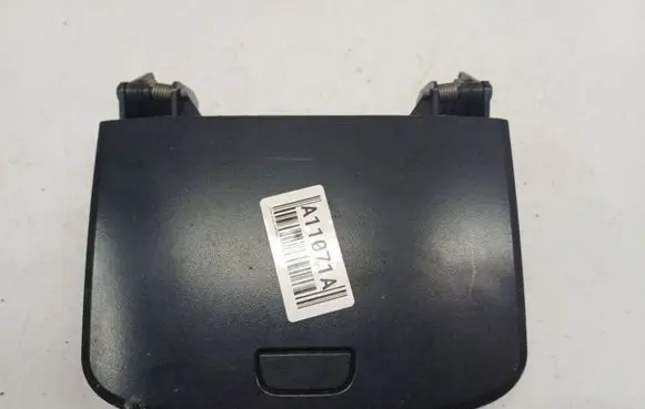 Chevrolet Captiva Glove box 
