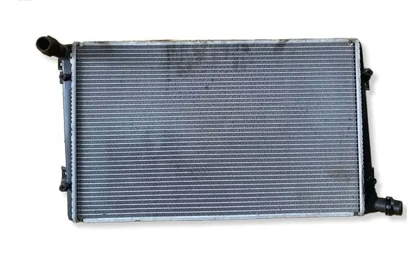 Volkswagen Golf V Coolant radiator 6529201E 20230507630 100428390005