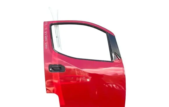 Nissan NV200 Front door