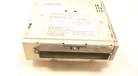 Volvo V50 Radio/GPS head unit trim 