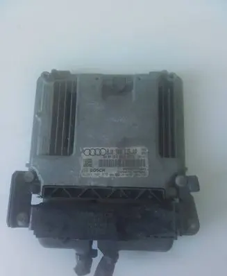 Audi TT Mk1 Engine control unit/module 8J0907115AP 0261S05879 8P0907115Q