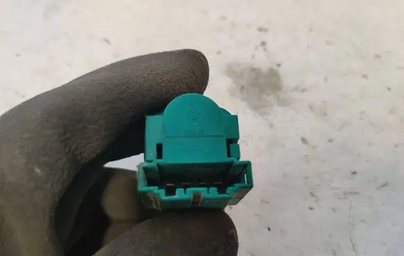 Volkswagen Transporter - Caravelle T4 Brake pedal sensor switch 1C0945511A
