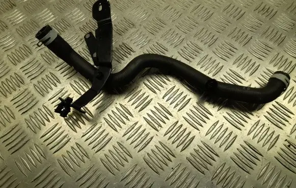 Nissan Juke II F16 Engine coolant pipe/hose 217415880R