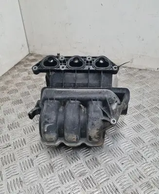 Volkswagen Polo Intake manifold 03F129711C