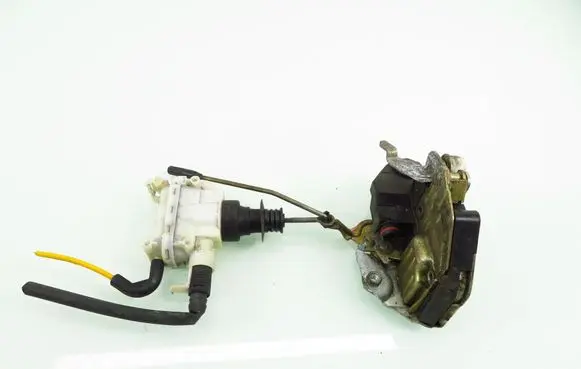 Mercedes-Benz E W124 Front door lock 