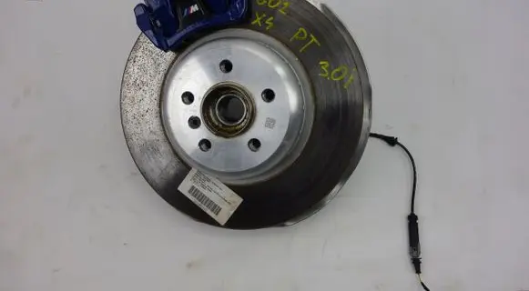 BMW X4 G02 Rear wheel hub spindle/knuckle 6879750