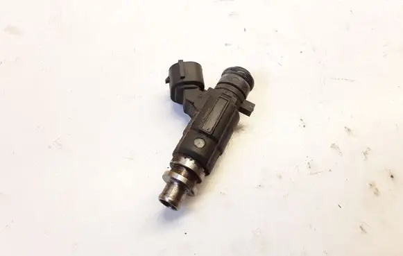 Subaru Legacy Fuel injector FBJC101 0015X04