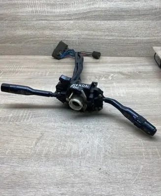 Hyundai Pony Wiper turn signal indicator stalk/switch 336310
