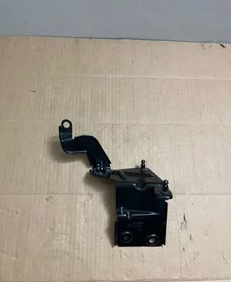 Audi A3 S3 8V ABS pump bracket 5Q1614235E