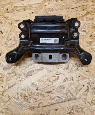 Skoda Superb B8 (3V) Engine mount bracket 5Q0199555AB 09022018