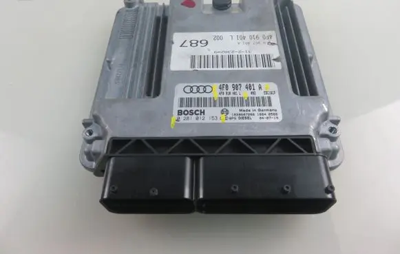 Audi A6 S6 C6 4F Engine control unit/module 4F0910401L 4F0907401A 0281012153