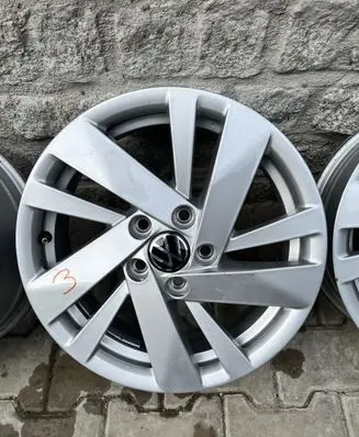 Volkswagen Polo VI R15 alloy rim 2G0601025BB