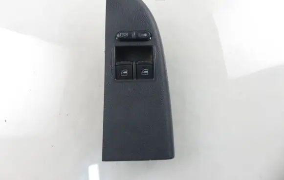 Skoda Fabia Mk1 (6Y) Electric window control switch 6Y1867227B 1J3959857A