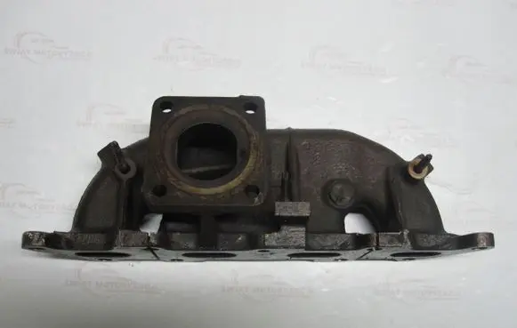 Alfa Romeo Giulietta Exhaust manifold 55221553