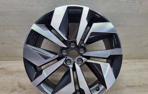 Skoda Enyaq iV R20 alloy rim 5LA601025BT