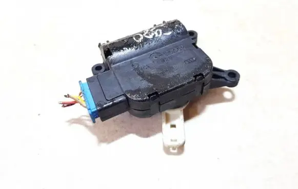 Audi TT Mk1 Air flap motor/actuator 0132801327 1j2907511