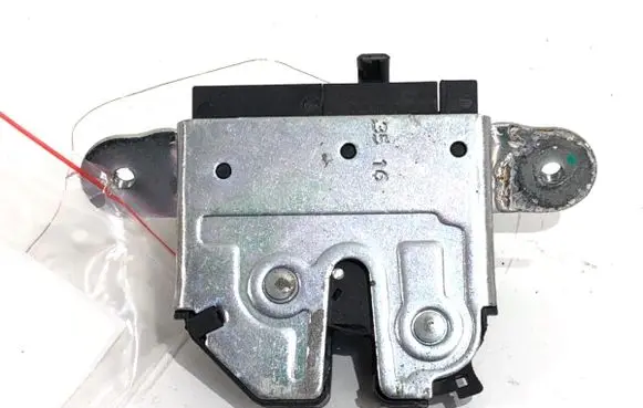 Opel Astra K Tailgate exterior lock 39021416
