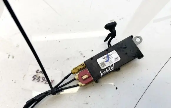 Volvo V50 Antenna control unit 30737918 28019207