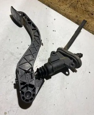 Volkswagen Sharan Clutch pedal 7M1721321