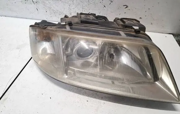 Audi A6 S6 C5 4B Headlight/headlamp 14846800