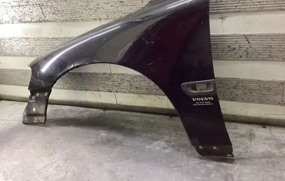 Volvo V70 Fender