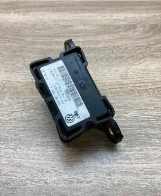 Audi A3 S3 8P ESP acceleration yaw rate sensor 7H0907655A 101701