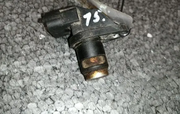 Mercedes-Benz C W203 Camshaft position sensor A0041536928
