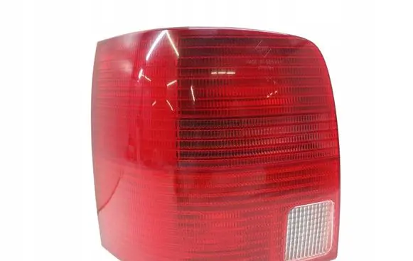 Volkswagen PASSAT B5 Rear/tail lights 3B9945111F