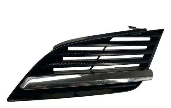 Nissan Primera Front bumper lower grill 62330AU300