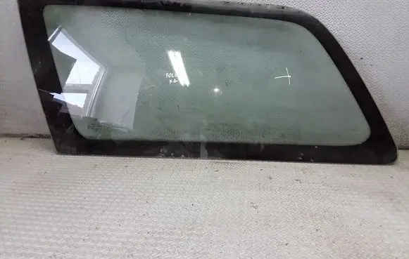 Ford Focus Rear side window