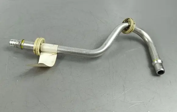 Dodge Durango Gearbox oil cooler pipe/hose 
