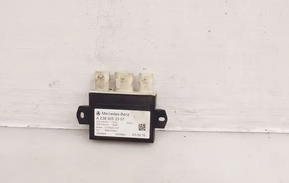 Tailgate/trunk control unit/module