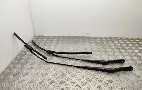 Ford Fiesta Front wiper blade arm